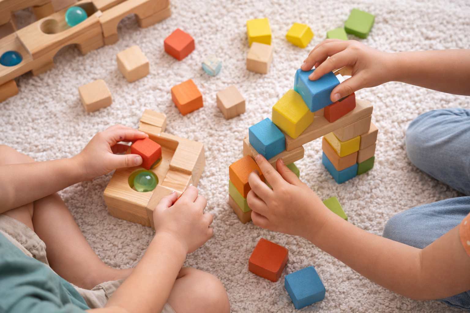 Otevřená hra dětí – kreativní stavění bez pravidel